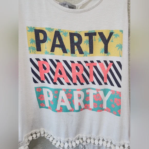 Charlotte Russe White Party Tank Top with Open Back Size Small - Picture 3 of 5